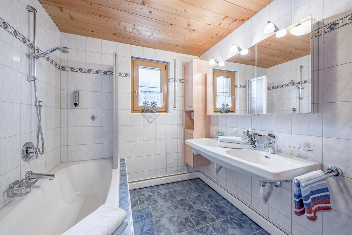 Appartement Breitlehn Langenfeld Bagian luar foto